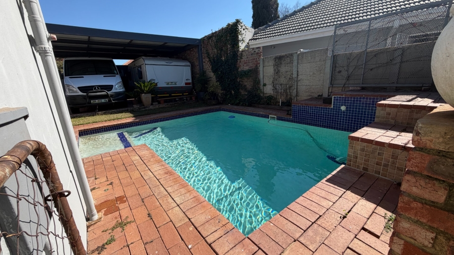 4 Bedroom Property for Sale in Oewersig North West